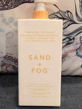 Sand + Fog Pineapple Coconut Body Wash